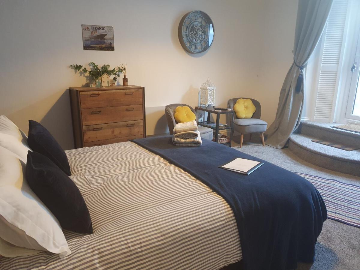 Beachcomber Couette-café Tenby
